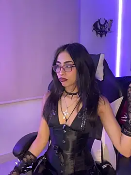 Snapshot of vampy_dolll chatting on 10-27-25, 06:50 vampy dolll online show from 10-27-25, 06:50