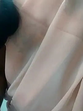 Snapshot of Telugu_magic_07 chatting on 12-22-24, 03:11 Telugu magic 07 online show from 12-22-24, 03:11