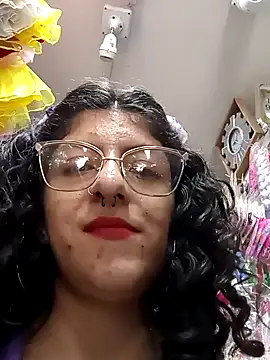 Snapshot of LoveElectra chatting on 12-11-24, 06:52 LoveElectra online show from 12-11-24, 06:52