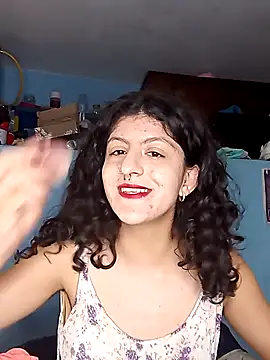 Snapshot of LoveElectra chatting on 01-01-25, 07:21 LoveElectra online show from 01-01-25, 07:21