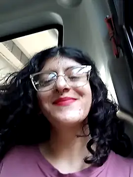 Snapshot of LoveElectra chatting on 01-02-25, 02:46 LoveElectra online show from 01-02-25, 02:46