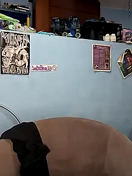 Snapshot of LoveElectra chatting on 01-27-25, 01:37 LoveElectra online show from 01-27-25, 01:37