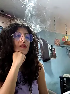 Snapshot of LoveElectra chatting on 09-27-25, 02:44 LoveElectra online show from 09-27-25, 02:44