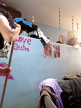 Snapshot of LoveElectra chatting on 10-14-25, 02:18 LoveElectra online show from 10-14-25, 02:18