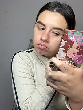 SaraBraun  online show from 04-20-26, 05:37