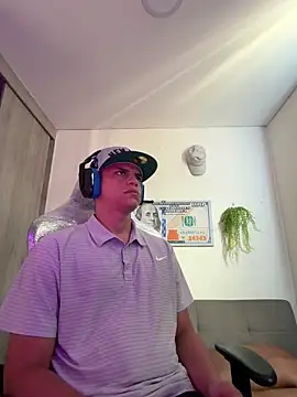 boss of cash online show from 06-10-26, 03:22
