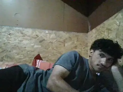 Snapshot of xxx-999 chatting on 03-21-25, 03:01 xxx-999 online show from 03-21-25, 03:01