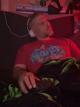 TwoFarty240 online show from 04-22-26, 09:22