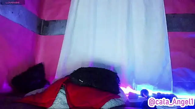 Snapshot of Cata-angel chatting on 03-06-25, 10:58 Cata-angel online show from 03-06-25, 10:58