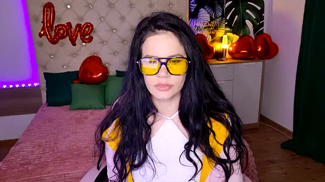 KattieSims online show from 02-14-25, 07:33