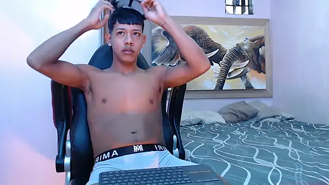 Snapshot of mr_stiven_ chatting on 03-03-25, 02:58 mr stiven  online show from 03-03-25, 02:58