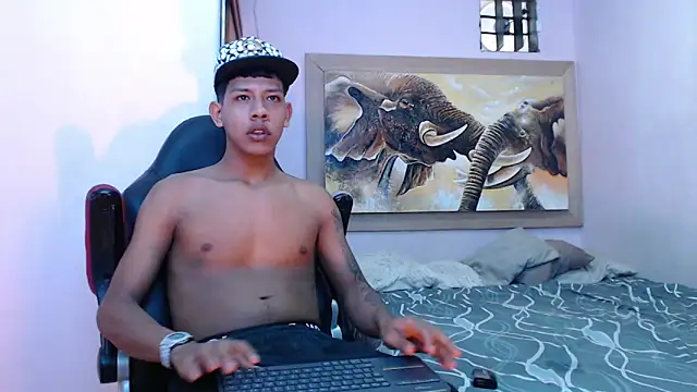 Snapshot of mr_stiven_ chatting on 03-06-25, 03:35 mr stiven  online show from 03-06-25, 03:35