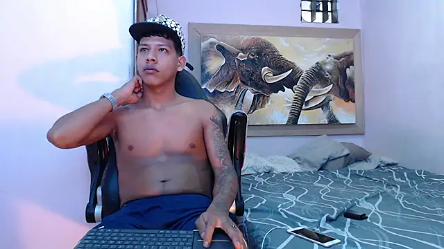 Snapshot of mr_stiven_ chatting on 03-06-25, 06:41 mr stiven  online show from 03-06-25, 06:41