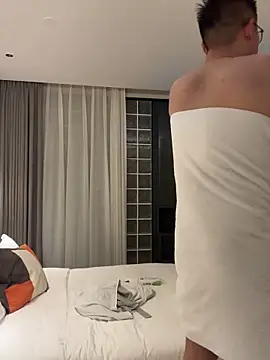 866532 online show from 11-06-25, 12:39