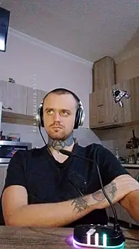 HappyZebra13 online show from 03-18-25, 05:42