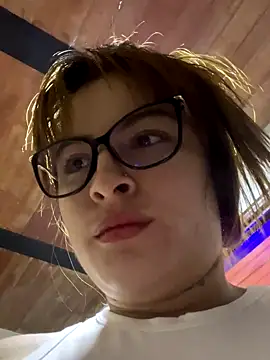 Liah ferrer online show from 10-02-25, 11:50