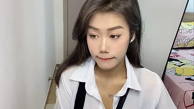 Bella-LL online show from 03-01-25, 07:59