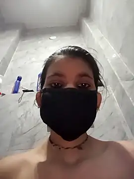 Aafreen 36 online show from 04-21-26, 02:37