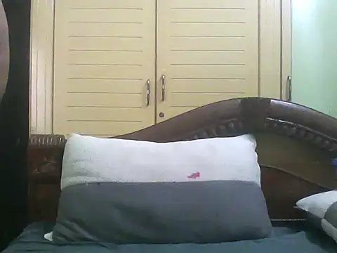 farhaanmacho online show from 06-18-26, 10:30