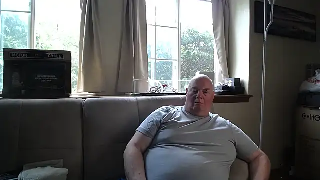 harley99574 online show from 07-26-26, 06:04