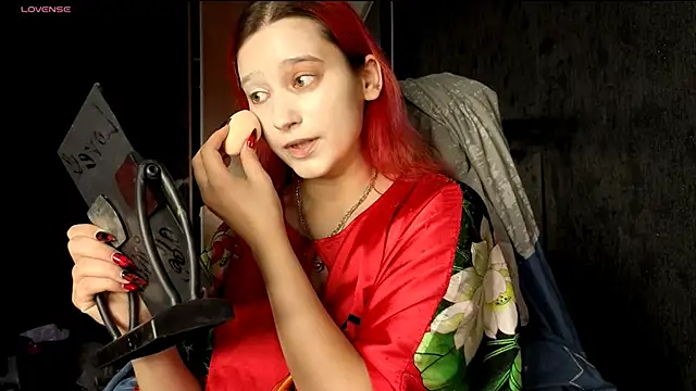 RachelPirce online show from 11-19-25, 10:26