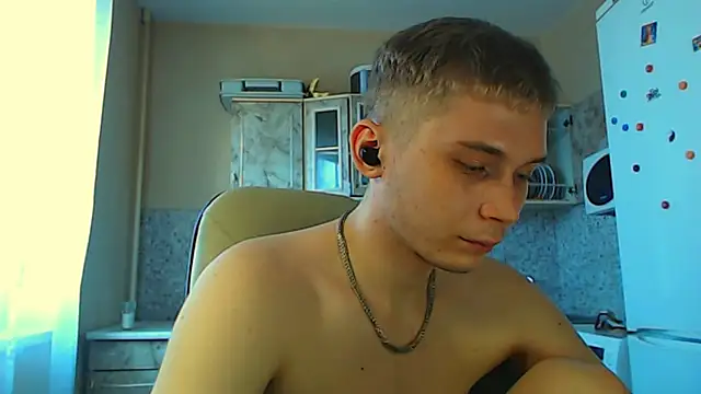 Snapshot of __sugarrebit chatting on 02-08-25, 07:26   sugarrebit online show from 02-08-25, 07:26