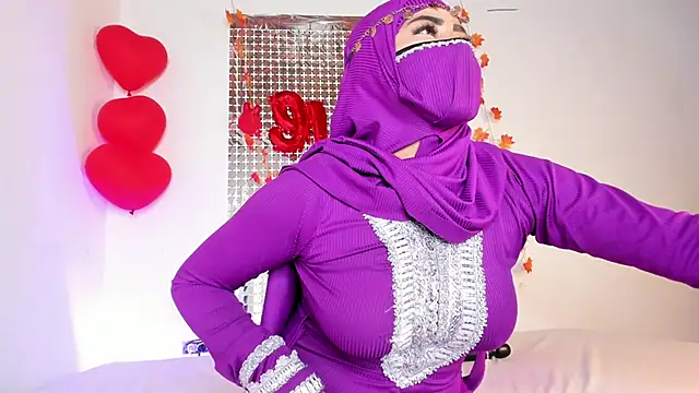 Snapshot of jazmin_anbar chatting on 02-24-25, 04:58 jazmin anbar online show from 02-24-25, 04:58