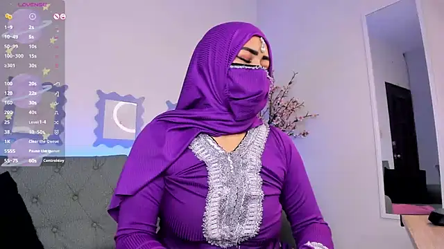 Snapshot of jazmin_anbar chatting on 03-21-25, 05:02 jazmin anbar online show from 03-21-25, 05:02