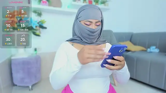 Snapshot of jazmin_anbar chatting on 11-07-25, 06:41 jazmin anbar online show from 11-07-25, 06:41