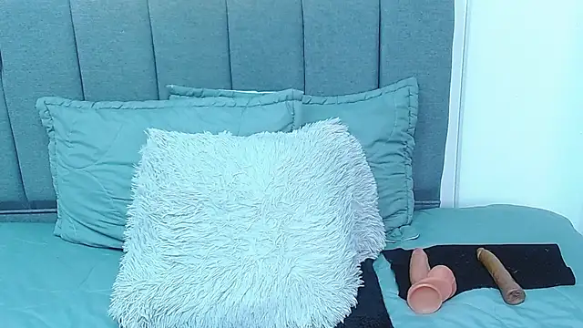 Snapshot of sasi_luna chatting on 03-01-25, 06:11 sasi luna online show from 03-01-25, 06:11