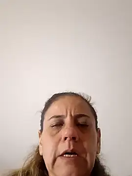 sasi luna online show from 01-18-26, 02:43