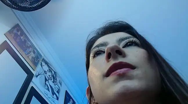 Snapshot of aitana_ag chatting on 02-04-25, 03:36 aitana ag online show from 02-04-25, 03:36