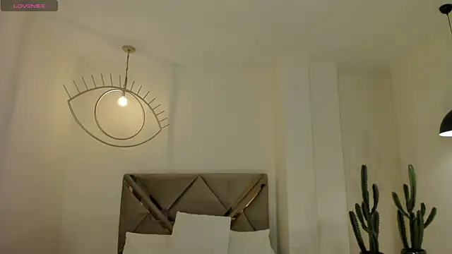 Snapshot of MiaFarrell_ chatting on 03-12-25, 07:06 MiaFarrell online show from 03-12-25, 07:06