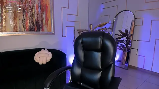 Snapshot of MiaFarrell_ chatting on 10-09-25, 06:06 MiaFarrell online show from 10-09-25, 06:06