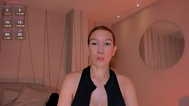 MiaFarrell  online show from 04-13-26, 05:40