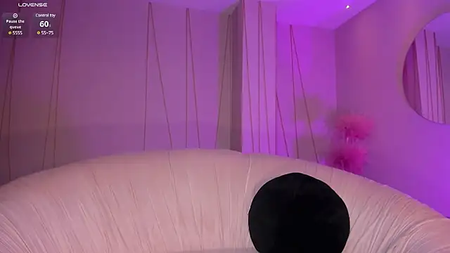 BellaCarteer  online show from 02-04-25, 05:55