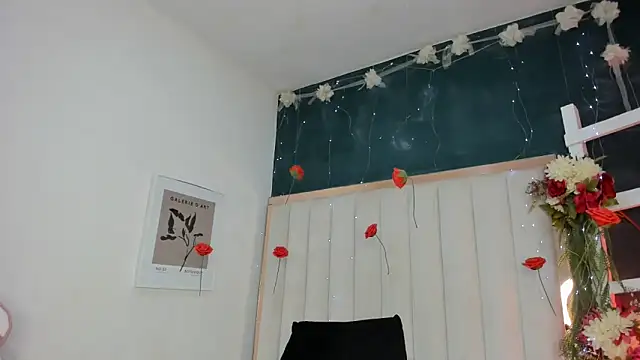 africa holmes online show from 04-22-26, 02:25