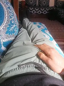 MamhounXx1 online show from 02-03-25, 12:47