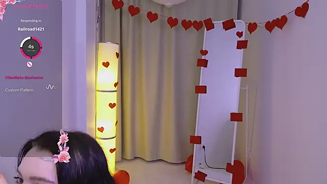 Snapshot of Lana__Cute_ chatting on 02-11-25, 11:01 Lana Cute online show from 02-11-25, 11:01