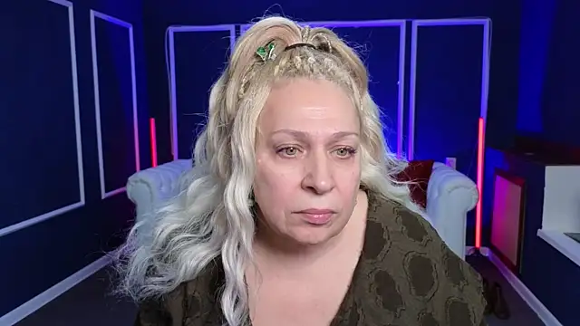 Snapshot of Penelope_Pinky chatting on 01-12-25, 04:50 Penelope Pinky online show from 01-12-25, 04:50