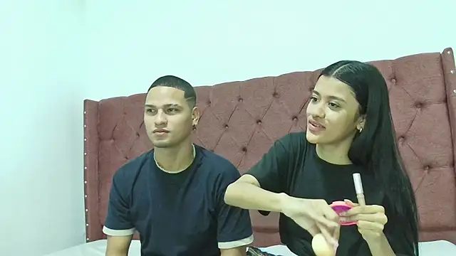 Snapshot of lau_hotfox chatting on 03-14-25, 01:48 lau hotfox online show from 03-14-25, 01:48