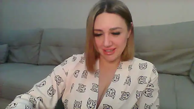 Snapshot of VickyLove047 chatting on 01-18-25, 08:51 VickyLove047 online show from 01-18-25, 08:51