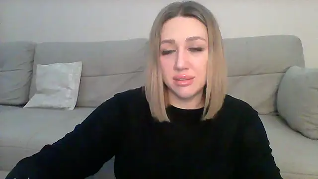 Snapshot of VickyLove047 chatting on 02-12-25, 06:51 VickyLove047 online show from 02-12-25, 06:51