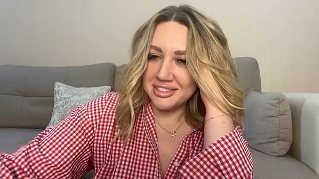 Snapshot of VickyLove047 chatting on 10-09-25, 07:28 VickyLove047 online show from 10-09-25, 07:28