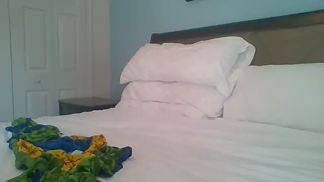 tendertormentt online show from 12-17-24, 08:21