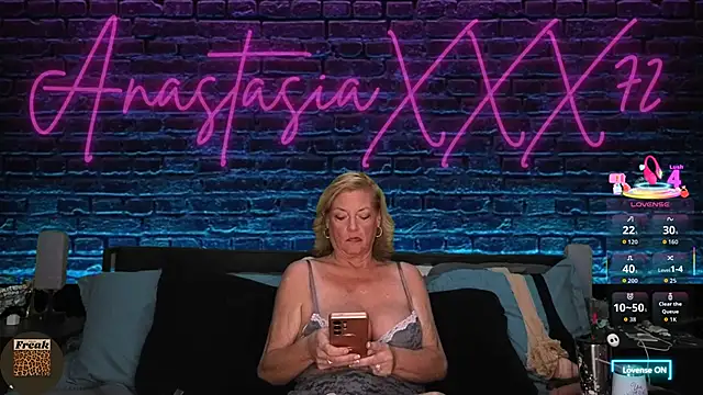 anastasiaxxx72 online show from 11-12-25, 07:35