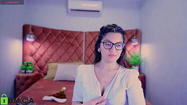 Snapshot of ZarifaBev chatting on 12-29-24, 04:59 ZarifaBev online show from 12-29-24, 04:59