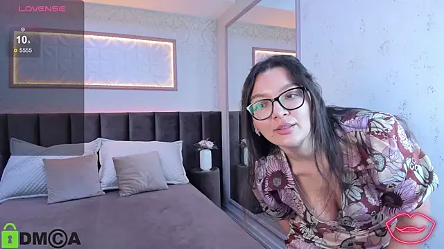 Snapshot of ZarifaBev chatting on 02-04-25, 09:41 ZarifaBev online show from 02-04-25, 09:41