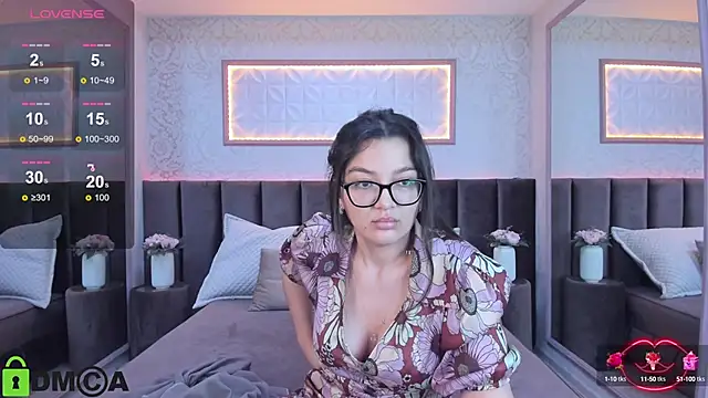 Snapshot of ZarifaBev chatting on 02-05-25, 01:15 ZarifaBev online show from 02-05-25, 01:15