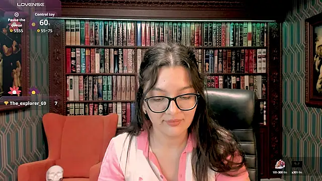 Snapshot of ZarifaBev chatting on 10-10-25, 02:54 ZarifaBev online show from 10-10-25, 02:54